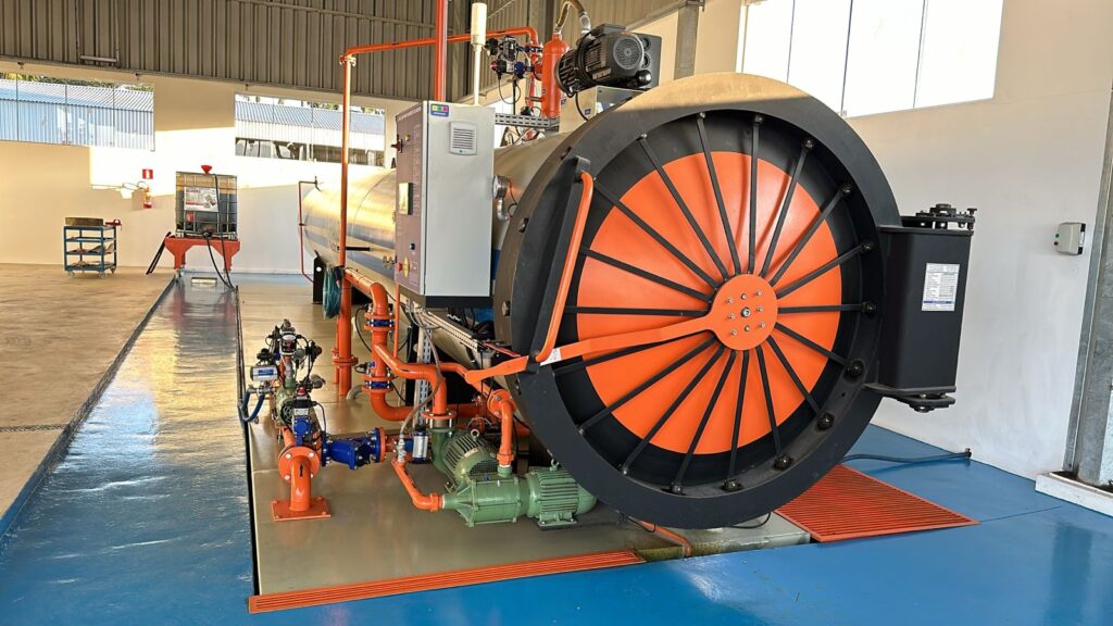 Autoclave para tratar madeiras